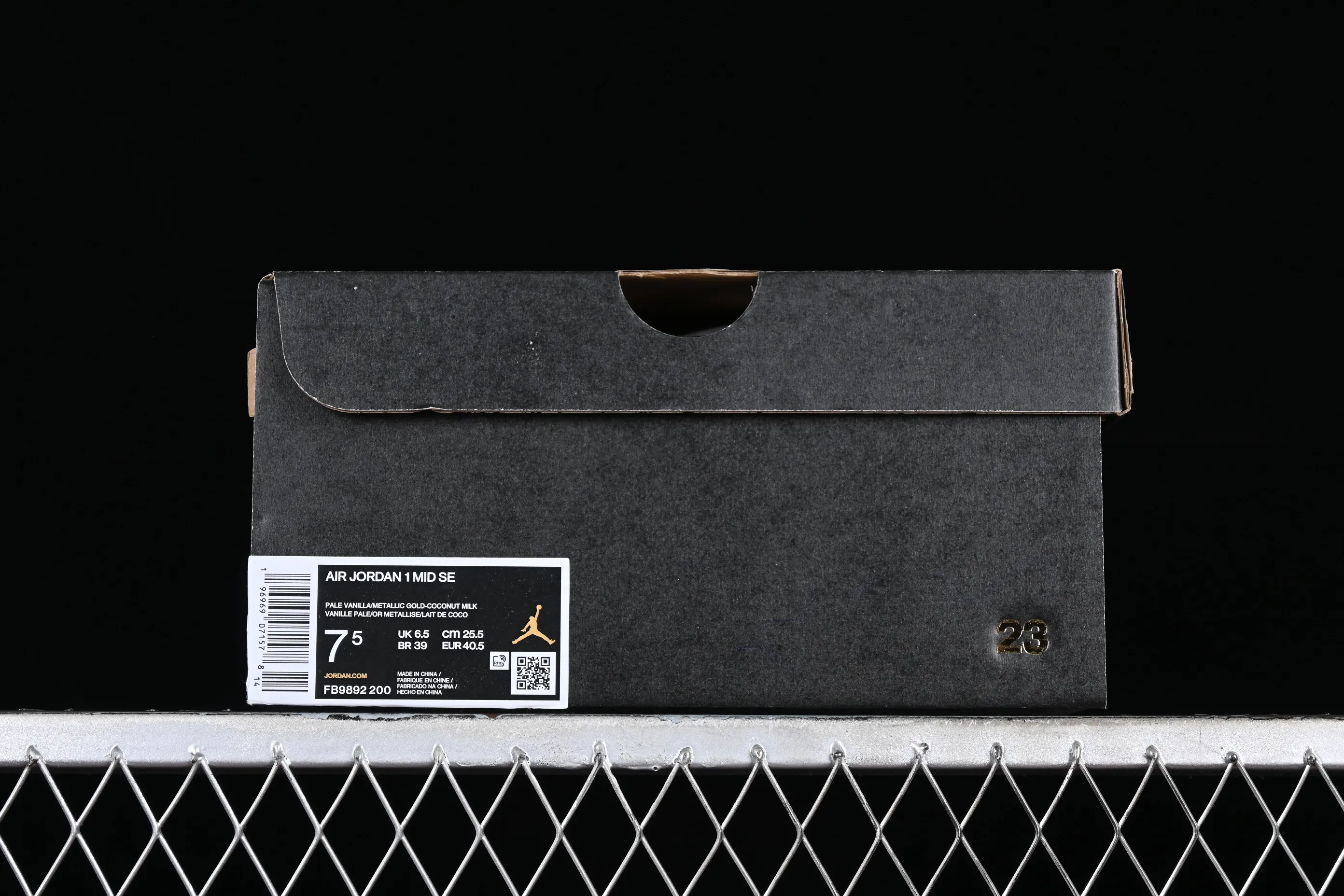 All categories Air Jordan Jordan series basketball shoes Air Jordan 1 Mid Nk Air Jordan 1 Mid AJ1 Joe 1 white gold Chinese casual sneakers FB9892-200